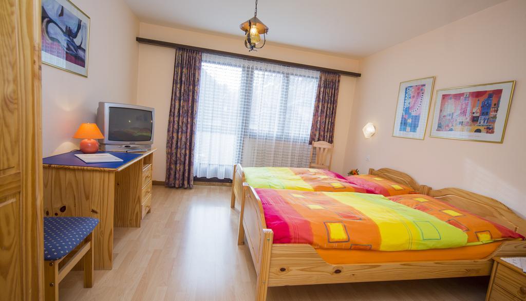Hotel Olympia 사스-알마겔 객실 사진